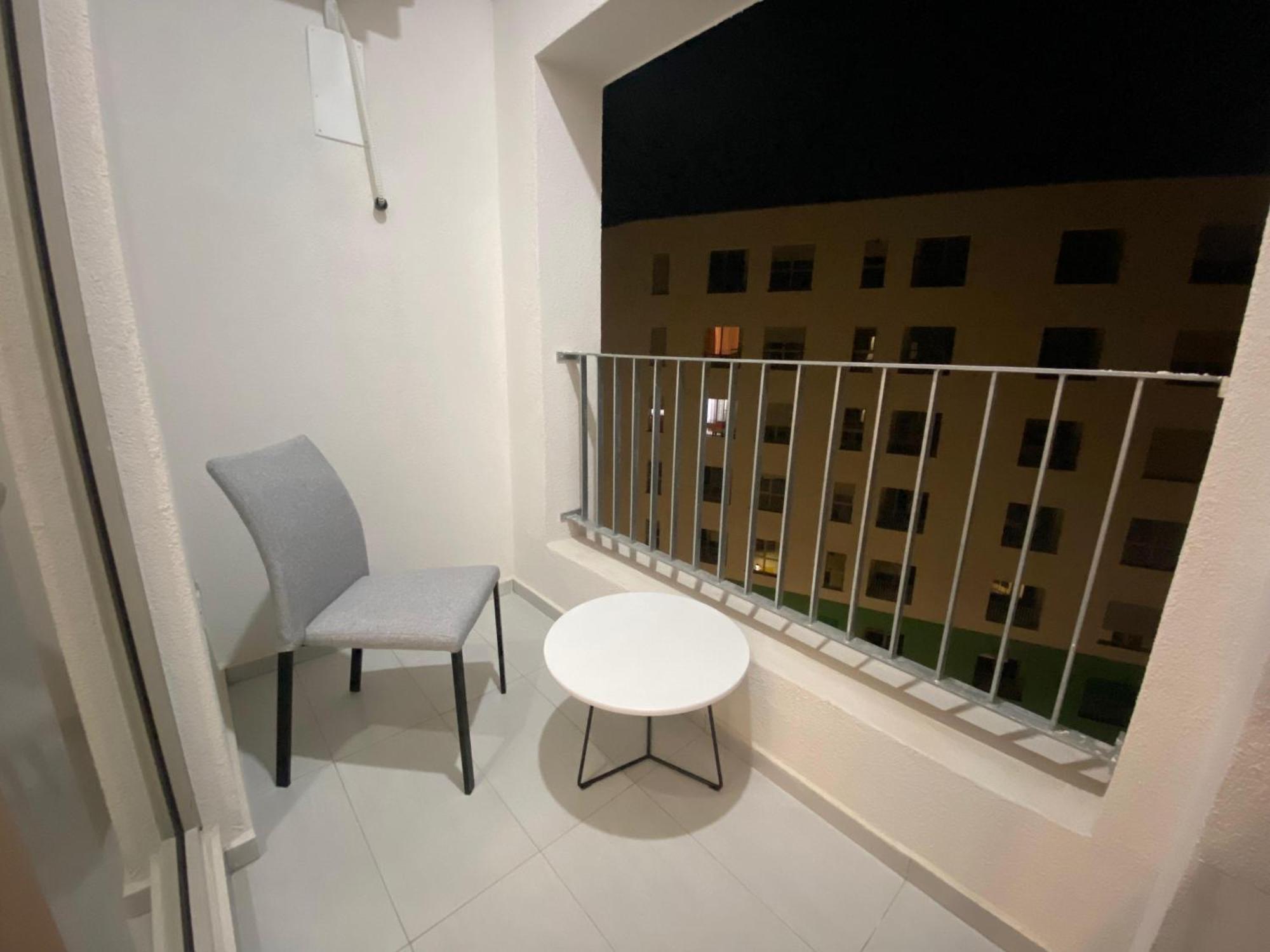 Hena's Apartament *